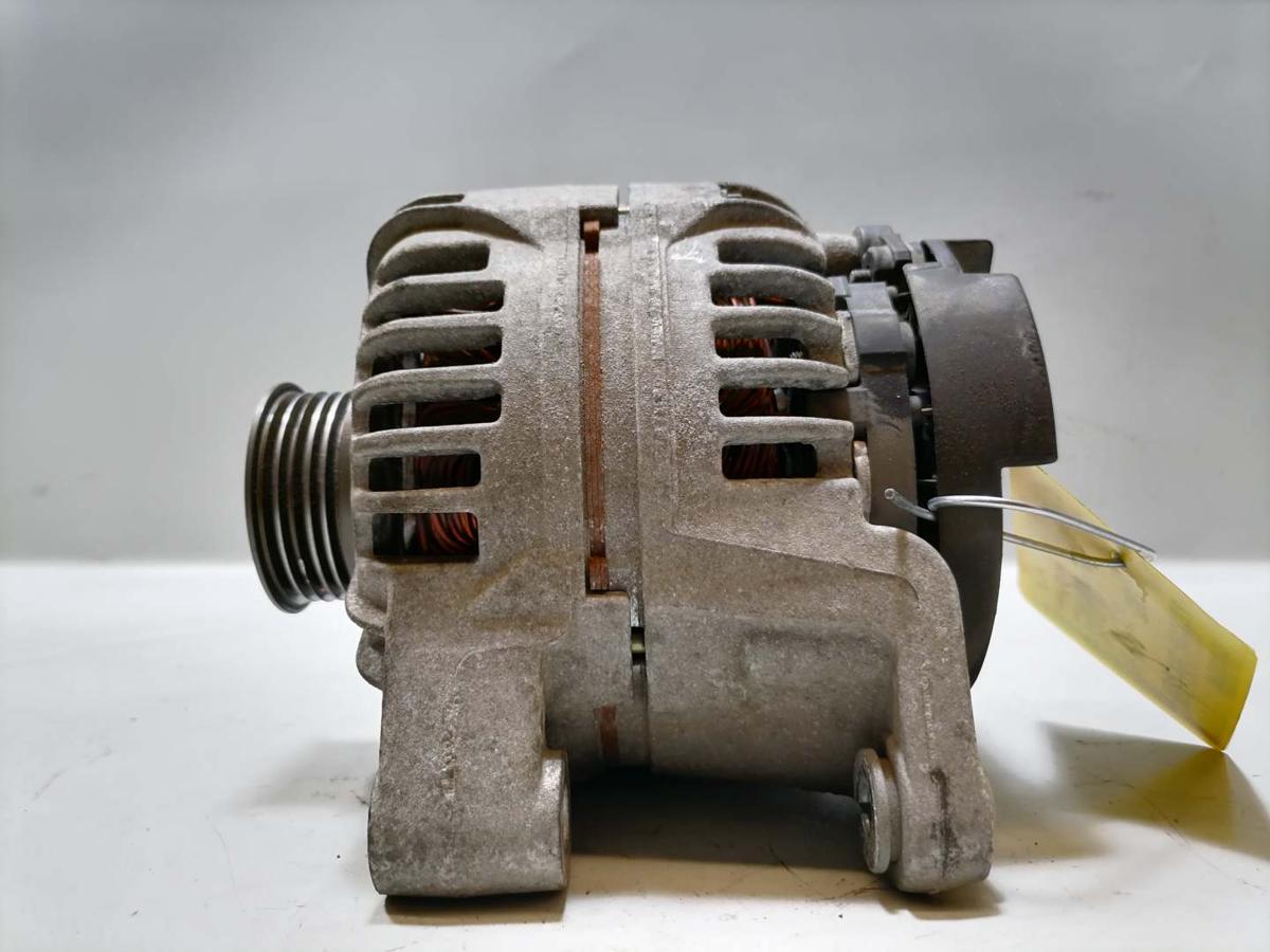 Opel Corsa C original Lichtmaschine Generator 1.0 43kw Bj.2001